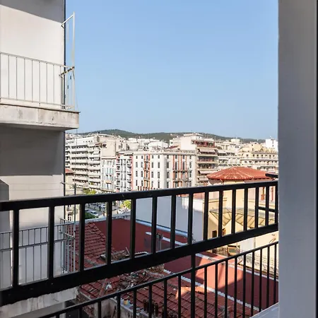 Liv 9 Saloniki