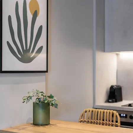 Apartament Liv 9 *