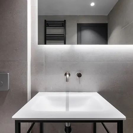 Liv 9 * Salonic