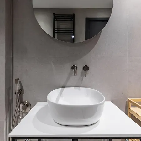 Apartament Liv 9 *